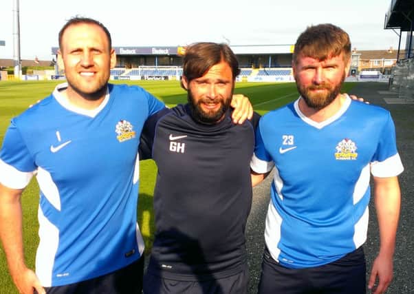 Manager Gary Hamilton with new signings Guy Bates and Paddy McCourt.