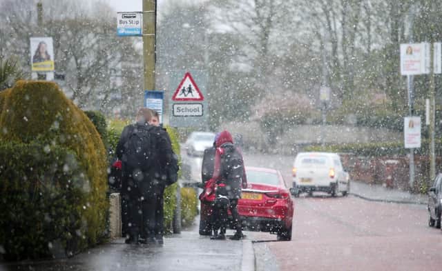 Press Eye - Belfast - Northern Ireland - 28th April 2016

As a cold spell hits Northern Ireland snow falls on Moneyrea in Co. Down. 


Picture by Jonathan Porter/PressEye