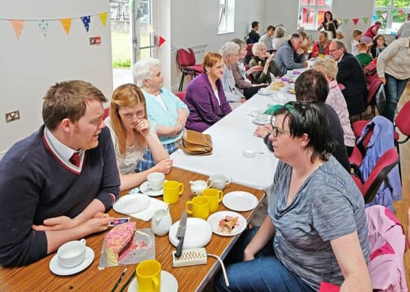 The Big Lunch is an initiative that is run by the Eden Project Communities team who connect people and
communities across the UK, encouraging everyday people to make positive change where they live.