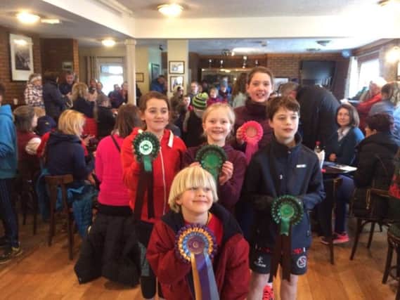 Zoe McCulloch, Sami Staats Howard, Hannah Staats Howard, Leah McCulloch and Cormac Carr who were successful in the Triathlon.
