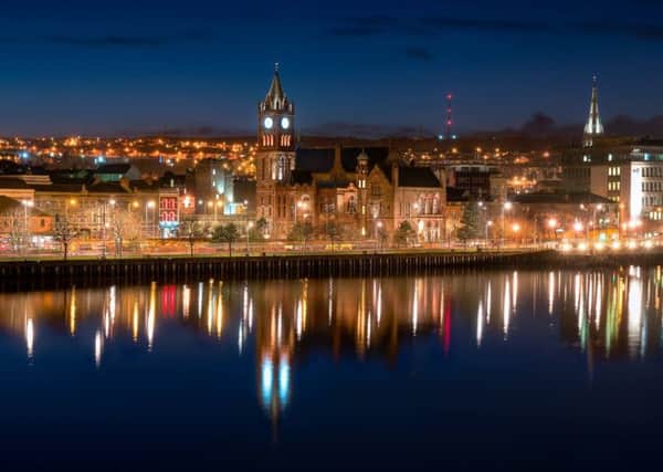 This photo of Londonderry was captured by photographer, Lee McKinney.