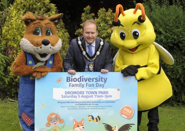 Lord Mayor Cllr Gareth Wilson along with Freddie Fox and Busy Bee at the launch of the Biodiversity Family Fun Day in Dromore Park on Saturday 5th August 11:00am - 3:00pm Â©Edward Byrne Photography