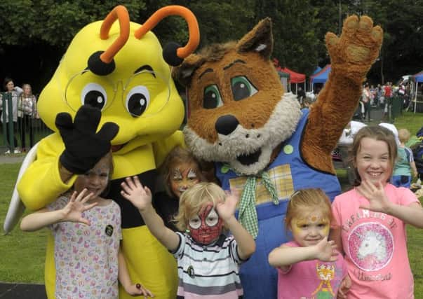 Busy Bee and Freddy Fox and fans Ella, Tilly, Nate, Daisy and Megan at the Biodiversity Family Fun Day in Dromore Town Park Â©Edward Byrne Photography