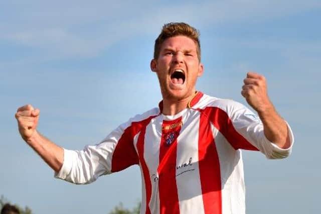 Can former Brackley Town midfielder Elliot Sandy be the answer to Banbury United's lack of goals?